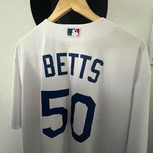 Betts Dodgers jersey